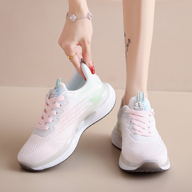 Γυναικείες καθημερινές αθλητικές παπούτσια με απορρόφηση κραδασμών και ελαφρύ, απαλό πάτο, στρογγυλή μύτη, άνω μέρος από συνθετικό δέρμα, εσωτερικό από μικροϊνες, καουτσούκ σόλα, χαμηλό ύψος φτέρνας 1–3 cm.