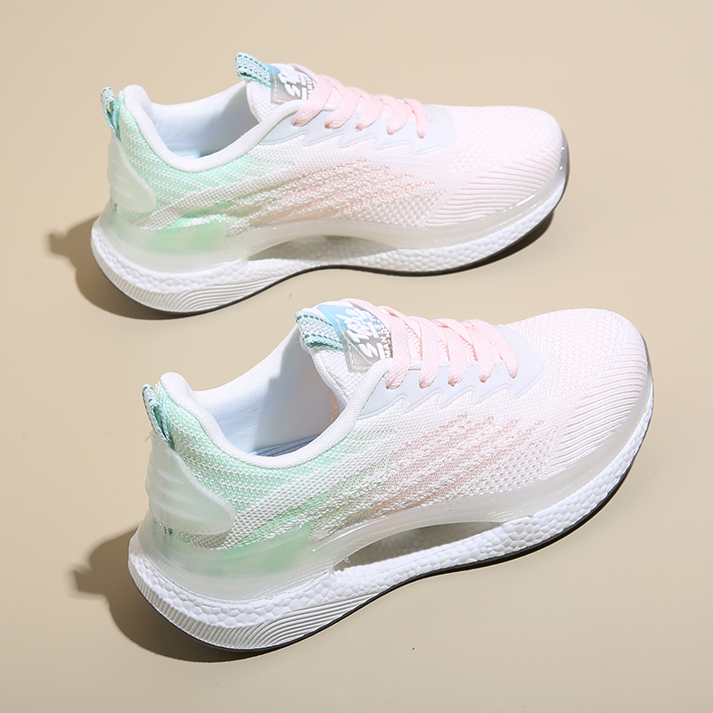 Γυναικείες καθημερινές αθλητικές παπούτσια με απορρόφηση κραδασμών και ελαφρύ, απαλό πάτο, στρογγυλή μύτη, άνω μέρος από συνθετικό δέρμα, εσωτερικό από μικροϊνες, καουτσούκ σόλα, χαμηλό ύψος φτέρνας 1–3 cm.