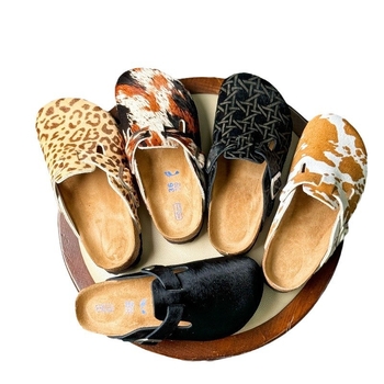 Női slip-on cipő ló-szőr mintás és állatmintás, bőr belső, EVA talp, talpvastagság 3–5 cm, mindennapi kényelem