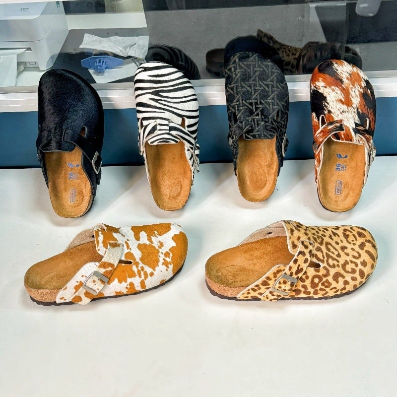 Női slip-on cipő ló-szőr mintás és állatmintás, bőr belső, EVA talp, talpvastagság 3–5 cm, mindennapi kényelem