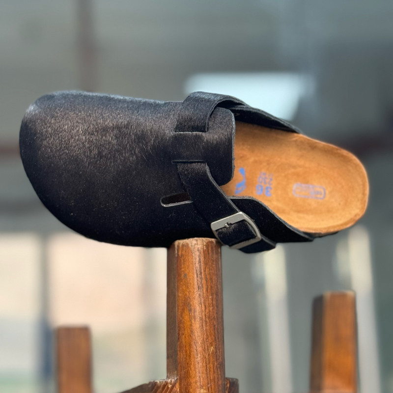 Női slip-on cipő ló-szőr mintás és állatmintás, bőr belső, EVA talp, talpvastagság 3–5 cm, mindennapi kényelem