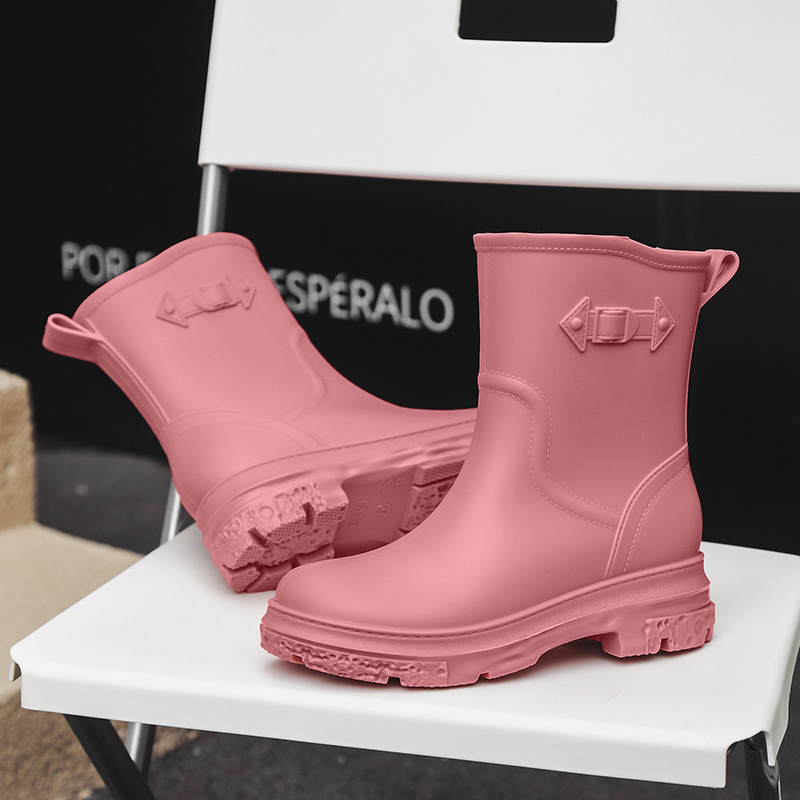 Ženske PVC čizme za kišu, jednofarbni uzorak, srednje duljine čizme, niski pet 1–3 cm, za sve sezone