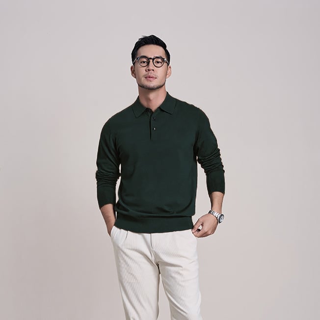 100% finom gyapjú férfi pulóver, Slim Fit, turn-down gallér, géppel mosható, bordázott szegély