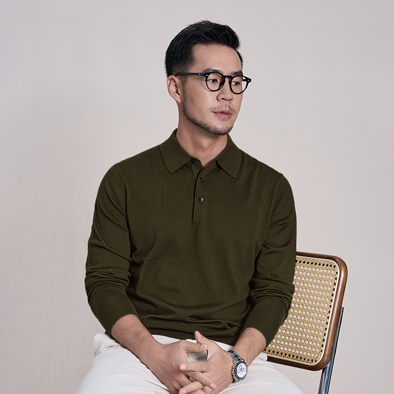 100% finom gyapjú férfi pulóver, Slim Fit, turn-down gallér, géppel mosható, bordázott szegély