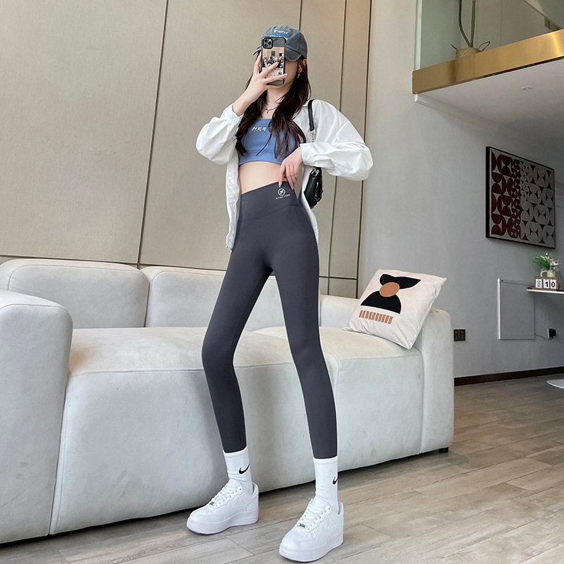 Ženske tajice s sharkskin uzorkom, visoki struk, toplo fleece-om iznutra, duljina do gležnja, materijal poliester-elastan