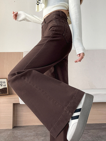 Τζιν με ψηλή μέση, φαρδιά καβάλα, μικροελαστικό ντένιμ, πλυμένα με άμμο βαμβακερό ντένιμ 70–80% (χειμερινή συλλογή 2025)