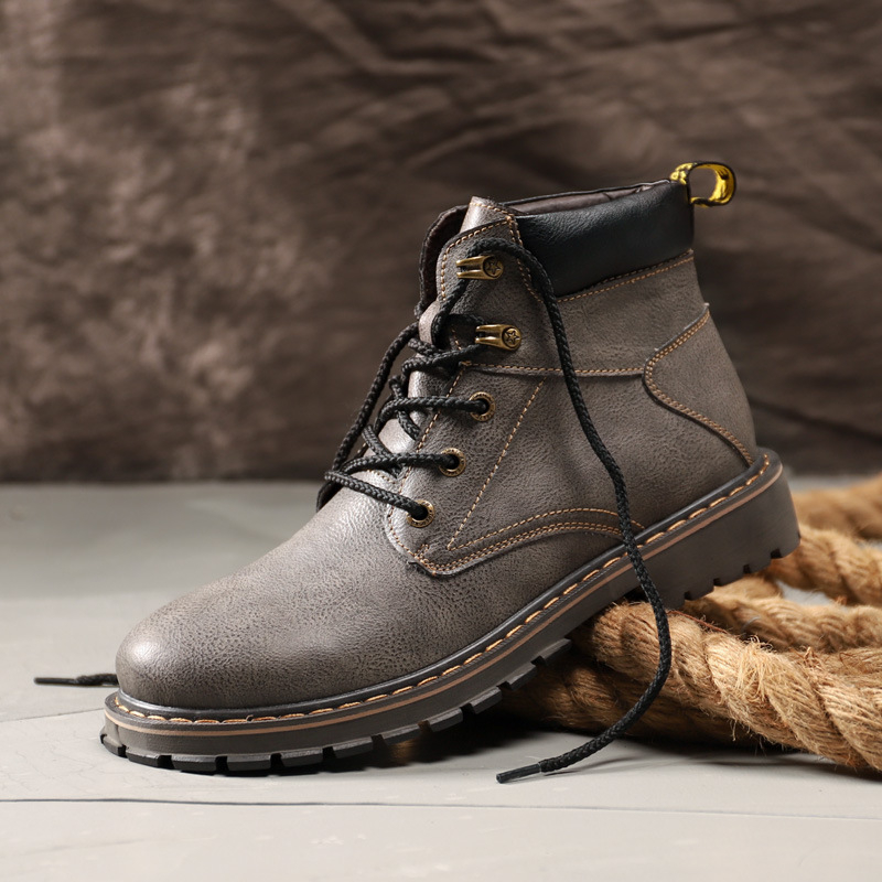 Μάρτιν μποτάκια, επάνω μέρος από γνήσιο δέρμα, καουτσούκ σόλα, στρογγυλή μύτη, αντιολισθητική σόλα