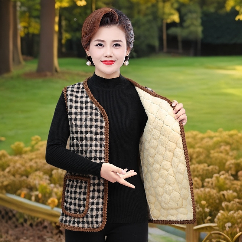 Vesta din bumbac amestec cu broderie, decolteu în V, lungime standardă 50–65 cm, croială în A-line