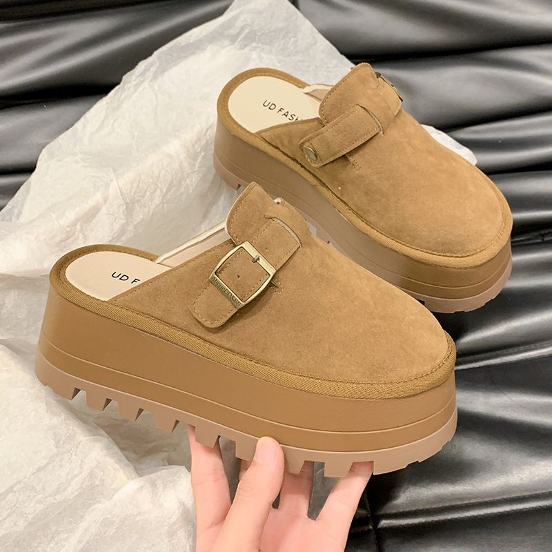 Дамски сандали-сланки с дебел под, горна част от две слоя кожа, вътрешност от микрофибър, подметка ТПР, кръгъл нос, ежедневен стил, есен 2024