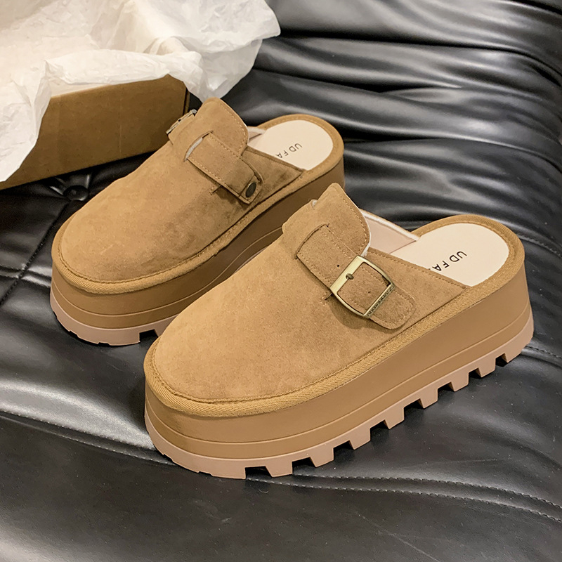 Дамски сандали-сланки с дебел под, горна част от две слоя кожа, вътрешност от микрофибър, подметка ТПР, кръгъл нос, ежедневен стил, есен 2024