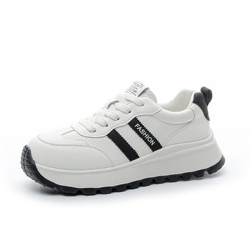 Adidași dama din piele cu strat dublu, parte superioară din piele, șireturi în față, vârf rotund, toc mediu 3–5 cm, pentru primăvară