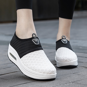 Pantofi sport slip-on pentru femei, exterior din plasă — respirabili, ușori, vârf rotund, toc redus 1–3 cm, primăvară