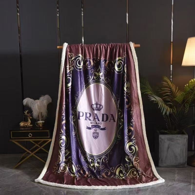 Pătură din lână-cashmere cu model geometric, greutate 0.5–0.8 kg, potrivită pentru primăvară și toamnă