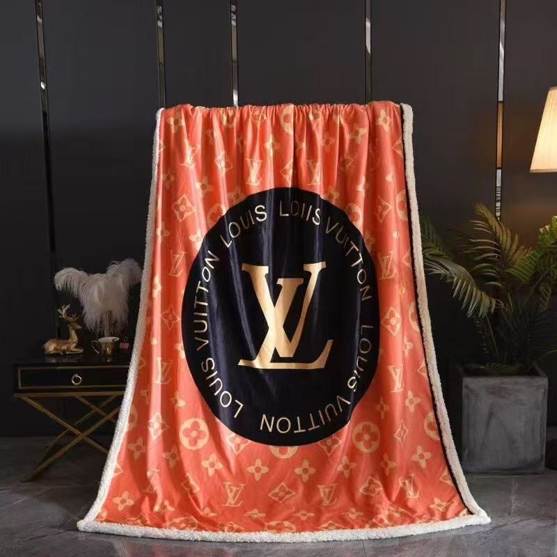 Pătură din lână-cashmere cu model geometric, greutate 0.5–0.8 kg, potrivită pentru primăvară și toamnă