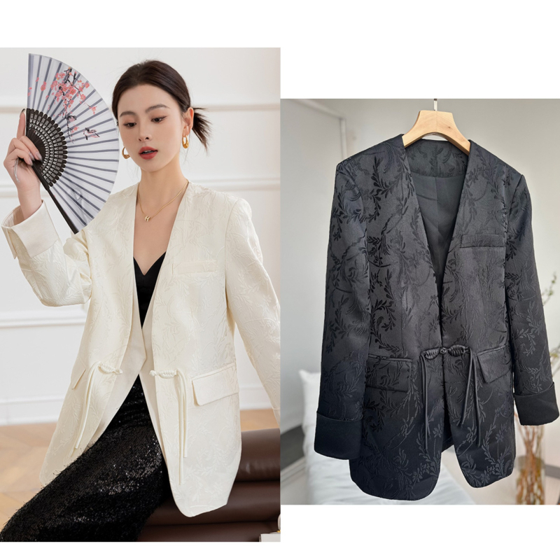 Γυναικείο κοστούμι με χαλαρή γραμμή, σακάκι με κολάρο, 3/4 μανίκια, ένα κουμπί, πολυεστέρας