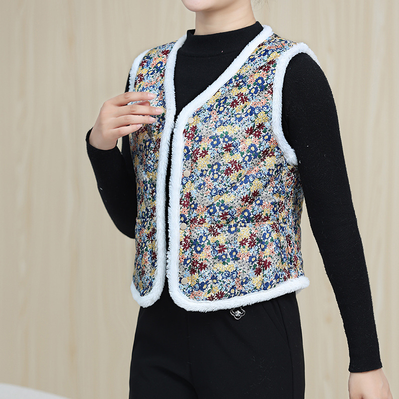 V-krk, krátka dĺžka, kvetinový vzor, vonkajší materiál z polyesteru s výplňou hodvábno-podobnú bavlnu, pásový strih — Jeseň 2023, pre dospelé ženy