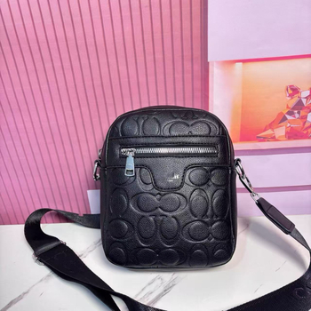 Muška crossbody torba — ugravirana PU, gradski stil, uzorak sa slovima, izdanje jesensko 2025
