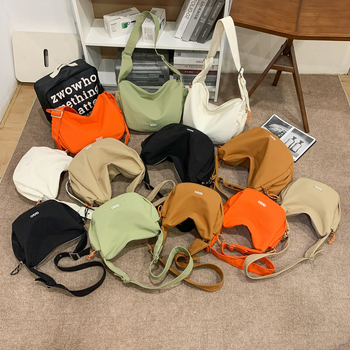 Muška torba crossbody od najlona, ultralaka, stil putovanja, kompatibilno s 11-inčnim prijenosnim računalom
