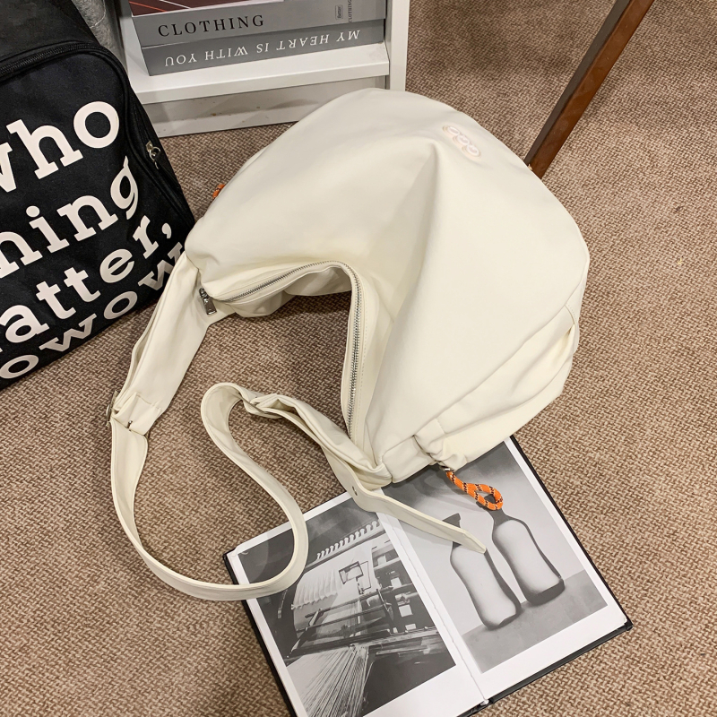 Muška torba crossbody od najlona, ultralaka, stil putovanja, kompatibilno s 11-inčnim prijenosnim računalom