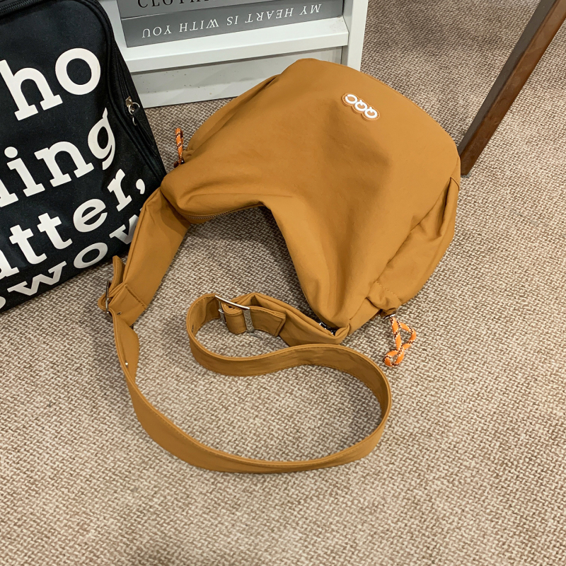 Muška torba crossbody od najlona, ultralaka, stil putovanja, kompatibilno s 11-inčnim prijenosnim računalom