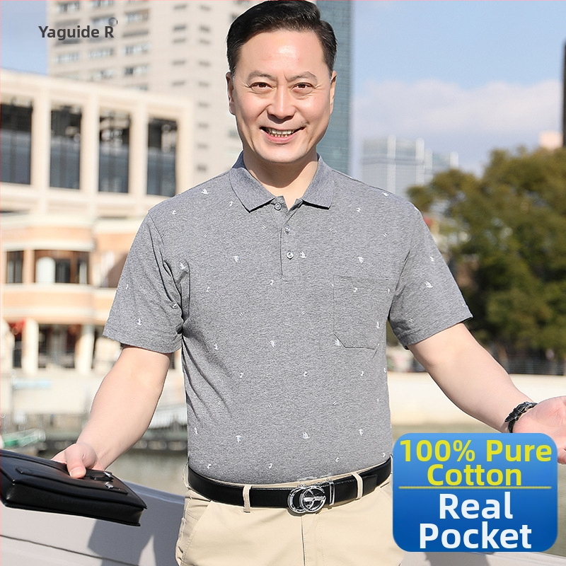 Pánske bavlnené tričko s golierom typu polo a hrudným vreckom, krátke rukávy, voľný strih, letné nosenie pre mužov stredného veku a starších.