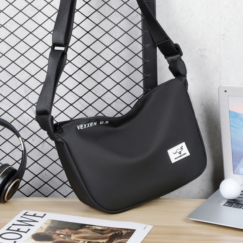 Muška crossbody torba, PU koža, gradska jednostavnost, velika kapaciteta, jednobojna, poliester podstava