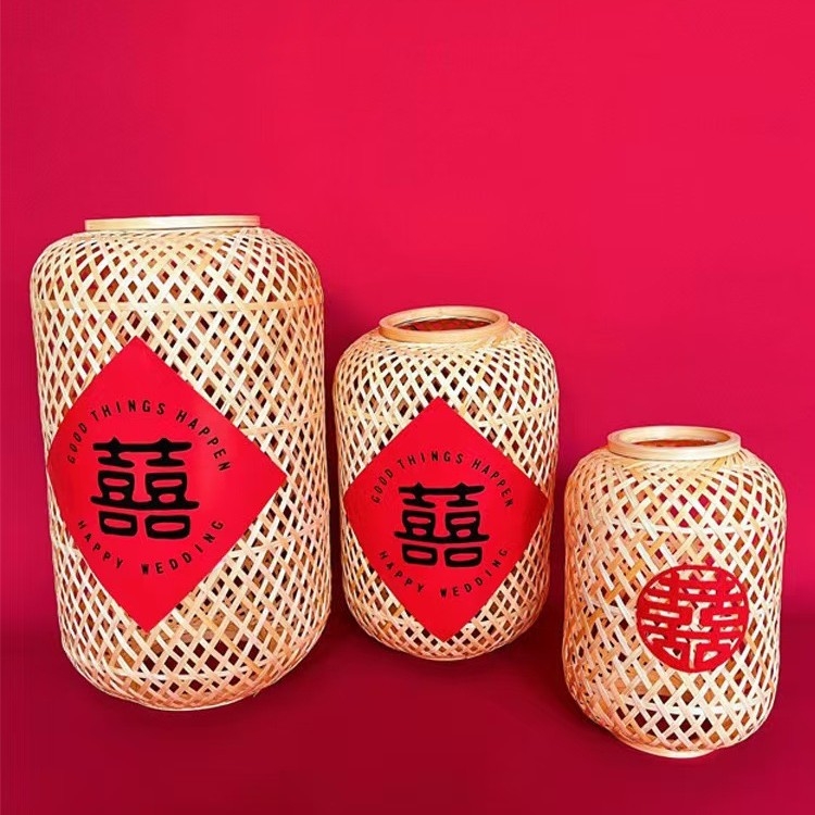 Kínai stílusú bambusz lámpás esküvői fotózáshoz – a Dupla Boldogság szimbólummal