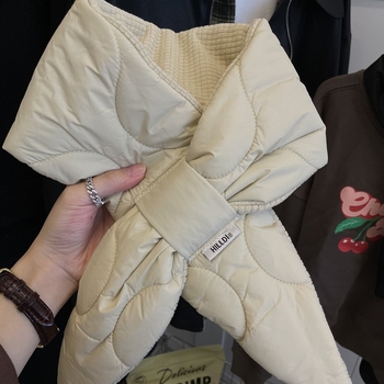 Дамски шал от warp-knit полиестер с имитационна яка за зимата, 2023 г.