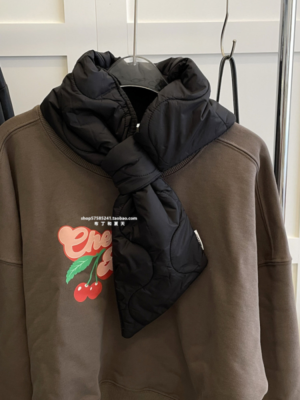 Дамски шал от warp-knit полиестер с имитационна яка за зимата, 2023 г.