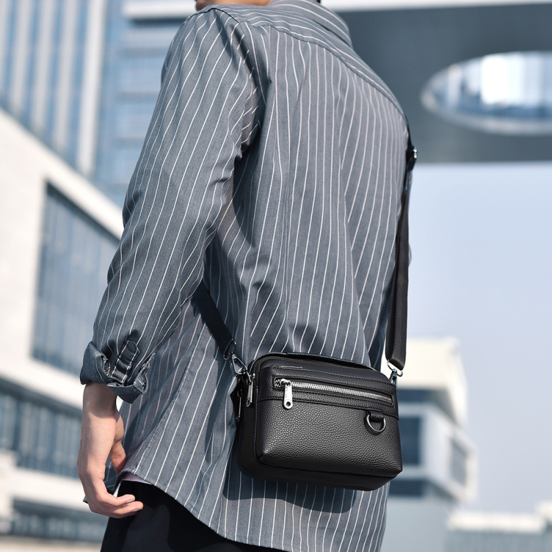 Ανδρικό τσαντάκι ώμου με αστικό μινιμαλιστικό στυλ, PU υλικό, επένδυση πολυεστέρα, γεωμετρικό σχέδιο, μάρκα Kati kangaroo