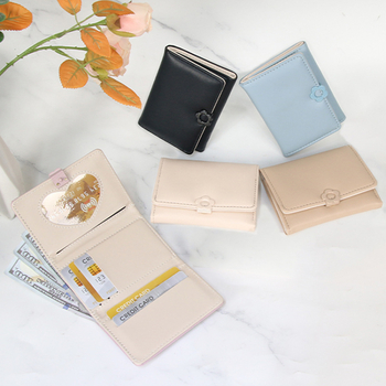 Дамски портфейл с PU кожа, три панели, бутон с форма на цвете, едноцветен модел, подплата полиестер