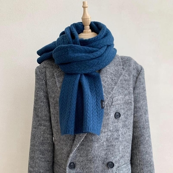 Вълнен шал с твил тъкане, запазва топлината през зимата, съдържание на вълна 61-70%