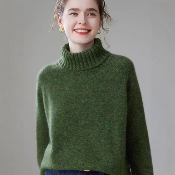 Кашмирен пуловер с 3D ефект, качулка и висока яка, свободна кройка, дълги ръкави, супер дебел