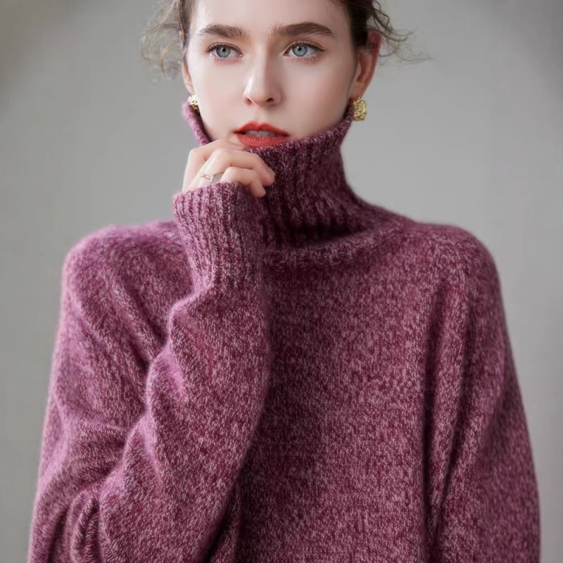Кашмирен пуловер с 3D ефект, качулка и висока яка, свободна кройка, дълги ръкави, супер дебел