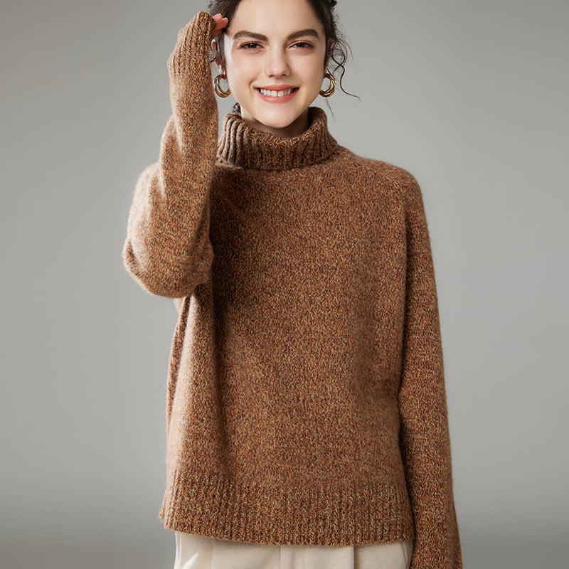Кашмирен пуловер с 3D ефект, качулка и висока яка, свободна кройка, дълги ръкави, супер дебел