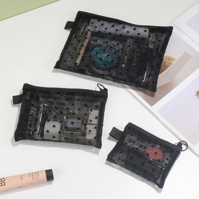 Мрежеста портативна чанта за съхранение за грим и пътуване, с джоб за слушалки и монети, стил ръчна чанта, с бродирана сърцевидна емблема