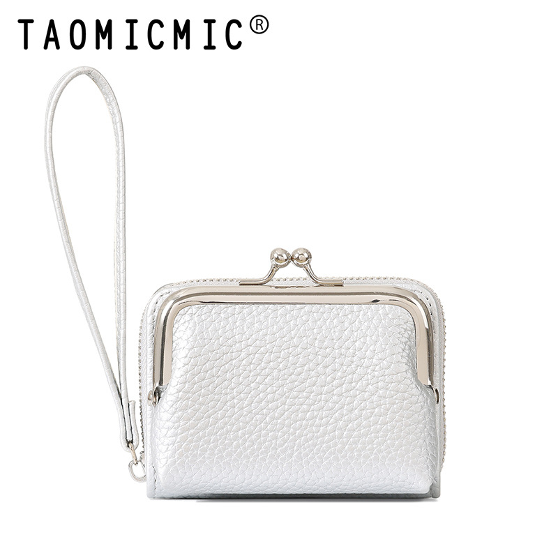 Портфейл с отделящ се щипков клип и акордеонни отделения за карти; PU материал • Taomcimic • Минималистичен и тих лукс • Полиестерна подплата • Разширява капацитета