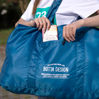 BOTTA DESIGN Пътуваща чанта с кубична форма и сгъваема конструкция, полиестер, модели B564317A/B483717A