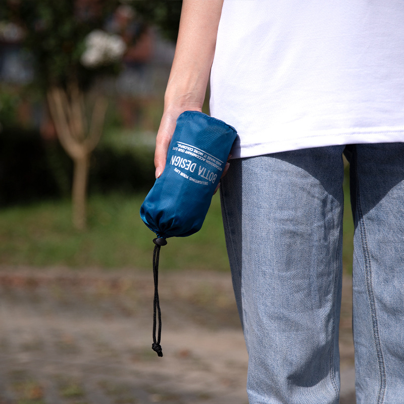 BOTTA DESIGN Пътуваща чанта с кубична форма и сгъваема конструкция, полиестер, модели B564317A/B483717A