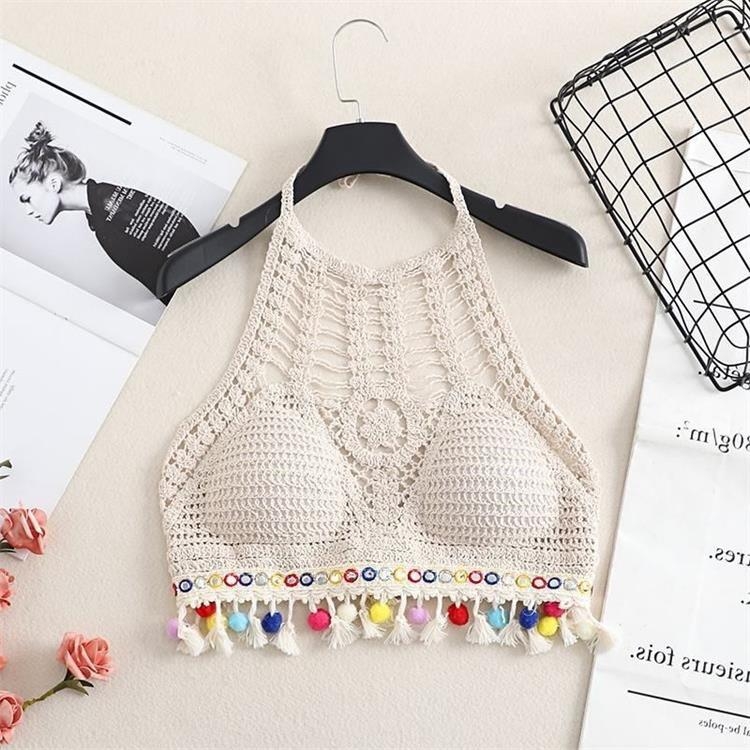 Pamut női halternyakú felső, hát nélküli, hímzett virágmintával, ultrakrát hosszúságú