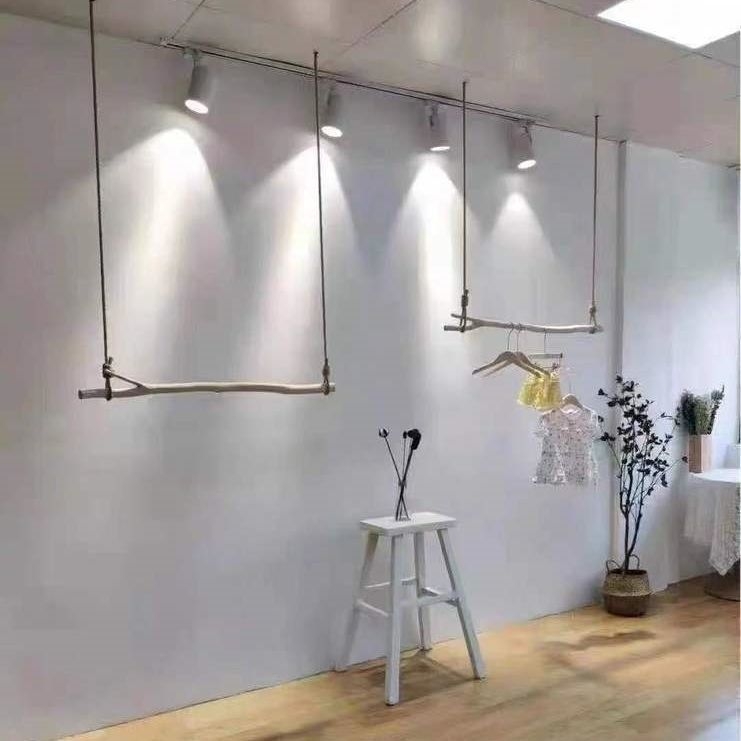 Декоративни дървени клонки от естествено дърво за завеси и закачалки за дрехи, обелени сухи клонки; материал 23332023141, занаят 19766709556, разновидност Daisy; предназначени за сватби, на открито, реквизит за снимки и домашен декор