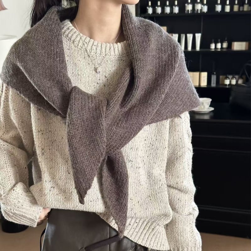 Вълнен триъгълен шал, монохромен модел, тъкане warp-knit, елегантен стил, средна дължина, пролет и есен