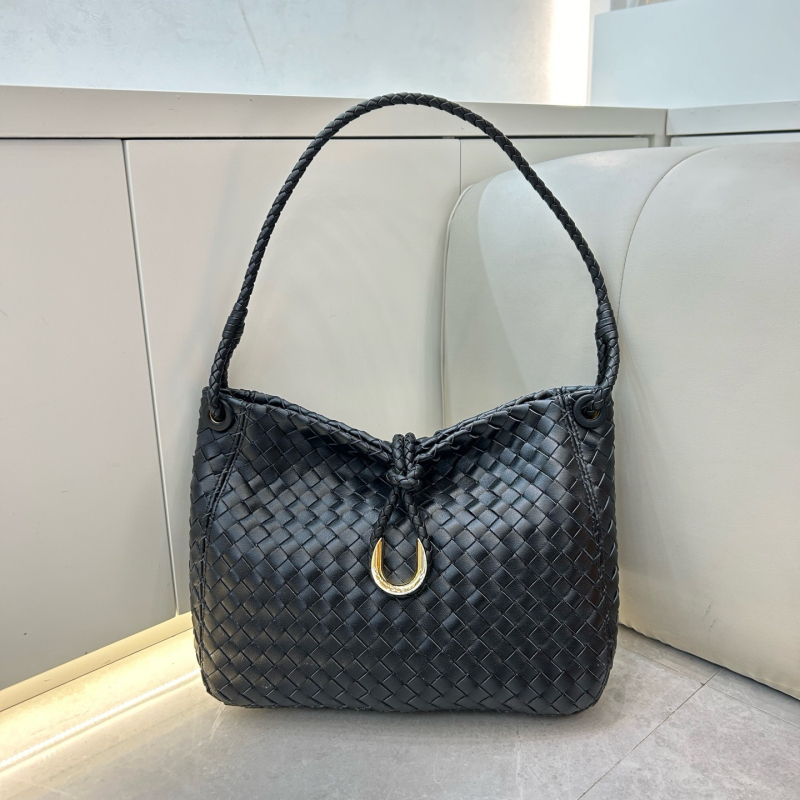 Geantă bucket din piele de bovină, textură împletită cu noduri, stil crossbody, închidere magnetică, buzunar secret cu fermoar și buzunar pentru telefon, căptușeală din poliester