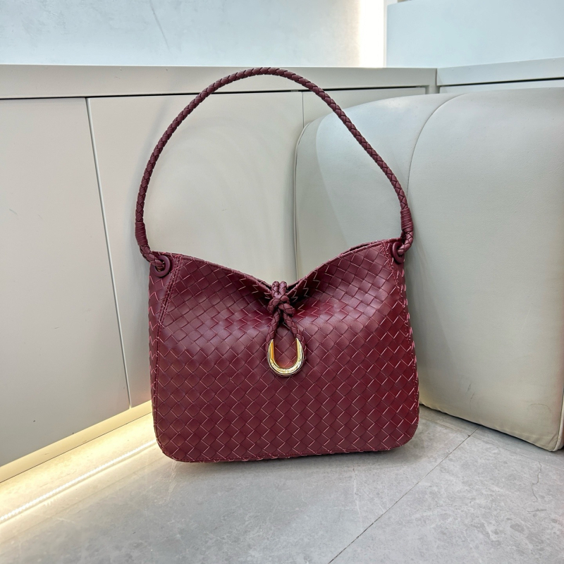 Geantă bucket din piele de bovină, textură împletită cu noduri, stil crossbody, închidere magnetică, buzunar secret cu fermoar și buzunar pentru telefon, căptușeală din poliester