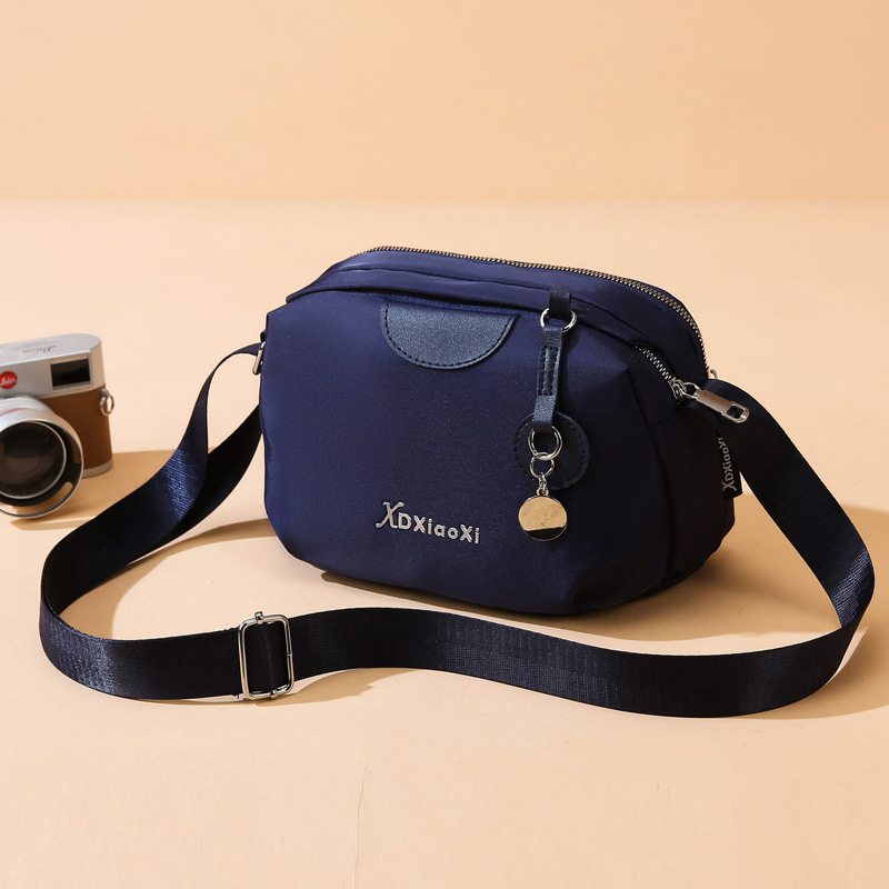 Torba za jedno rame sling - casual stil, Oxford tkanina, vodoravnog kvadratnog oblika, zatvaranje zipom, podstava od poliestera, unutarnja džepna kapsa