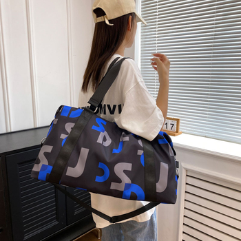 Fitness torba za sport s odjeljkom mokro/suho, kapacitet 36–55 L, Oxford tkanina, vodootporna, lagana.