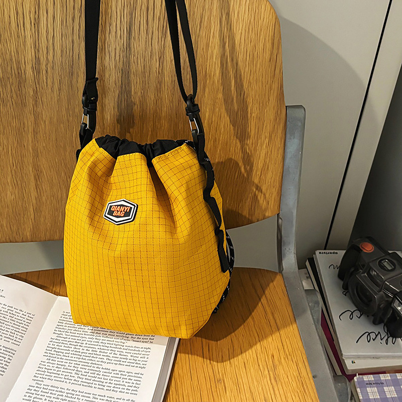 Unisex bucket torba s vrpcom, Oxford platno, unutarnji džep s zatvaračem
