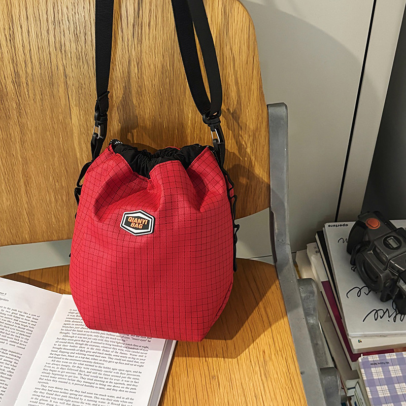 Unisex bucket torba s vrpcom, Oxford platno, unutarnji džep s zatvaračem