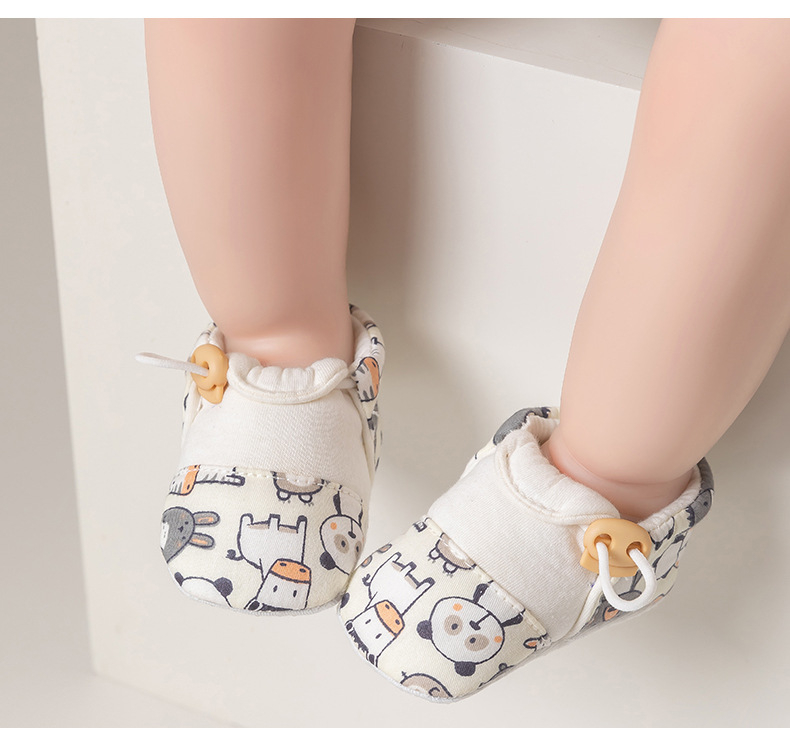 Βρεφικά παπουτσάκια-κάλτσες με βαμβαρινό επάνω μέρος, αντιολισθητική σόλα από συνθετικό υλικό, μοτίβο καρτούν, unisex, για 6–12 μηνών