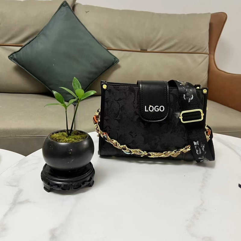 Geantă tote din PU cu formă vertical pătrată, închidere cu fermoar, buzunare interne pentru telefon și ID